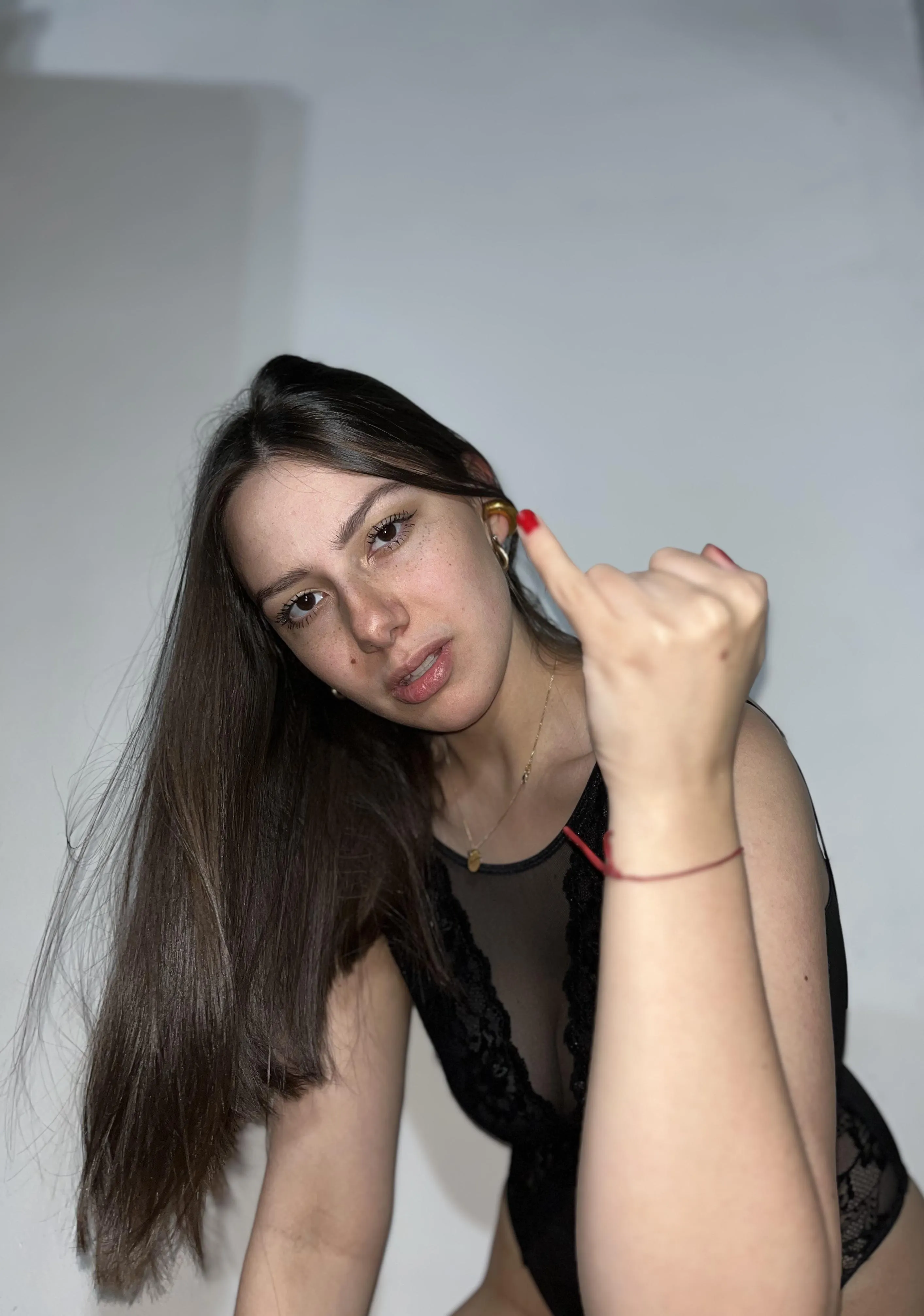 Tell to your goddess the size of your tiny pp so I can humiliate you!