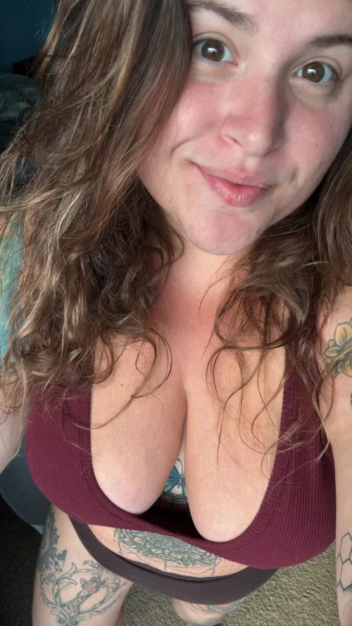 voluptuous plus size body covered in tattoos!