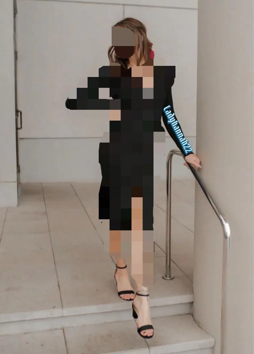 Who wants to be a good loser and worship my feet?