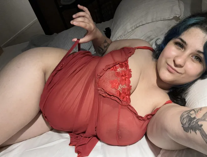 Would you ever pick a chubby girl over a skinny girl?