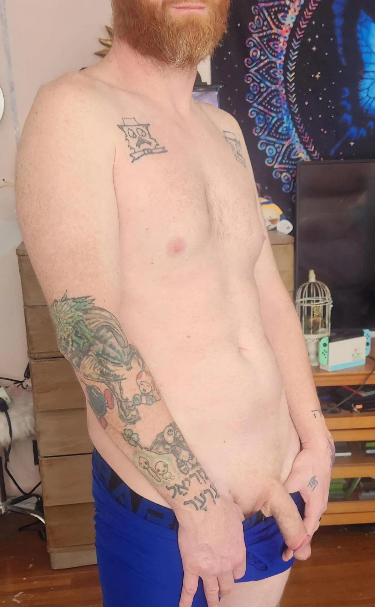 39/42 [mf4f] looking for a chick to fuck my hubby