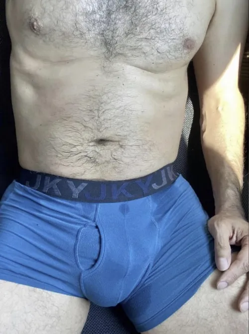 48[M4M]Columbus str8 guy looking to worship a nice cock first time.
