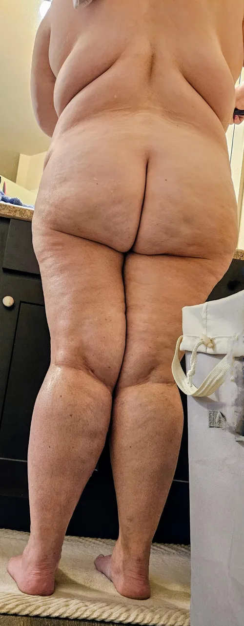Another day another shower another peek at my ass 55f