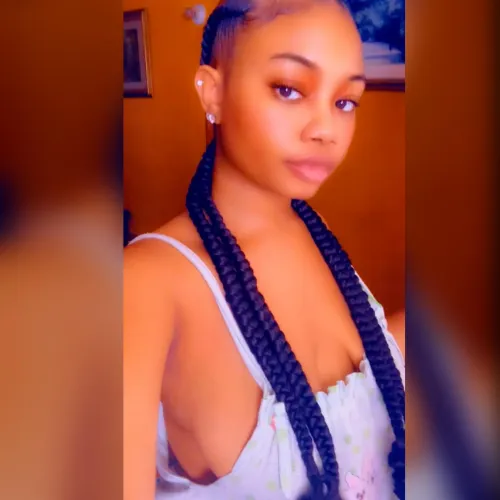 I get whatever i want, and today i want more. Try to keep up 💋