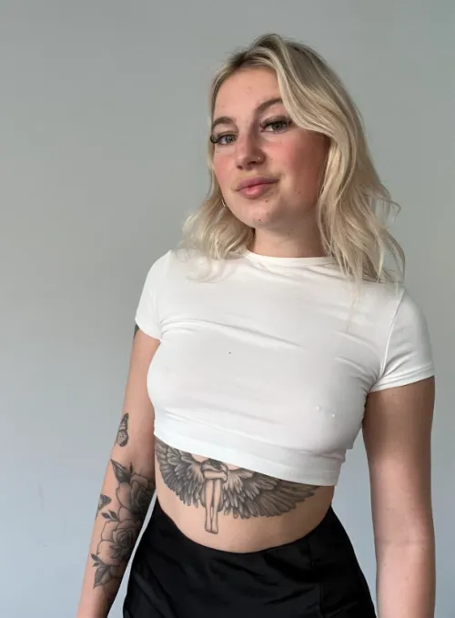 I love catching a guy taking a glance