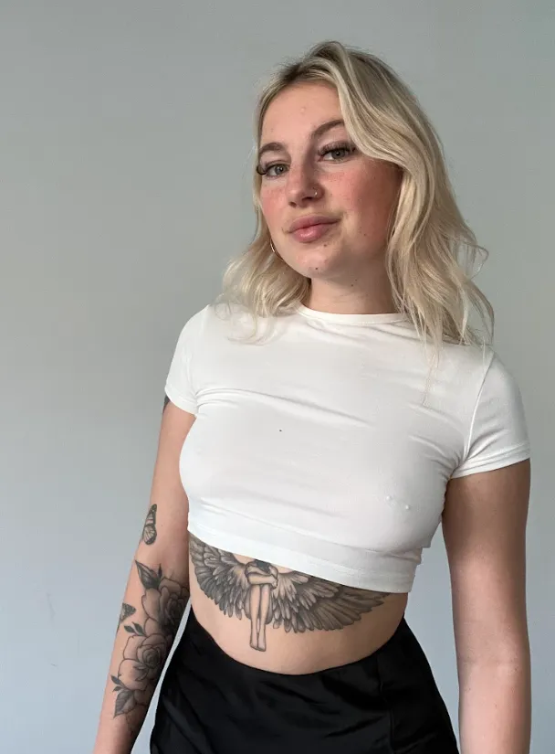 I love catching a guy taking a glance