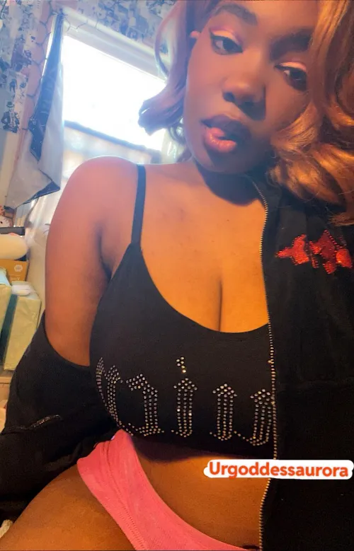 I’m a whole lot of women, are you sure you’re going to able to maintain 😝💋