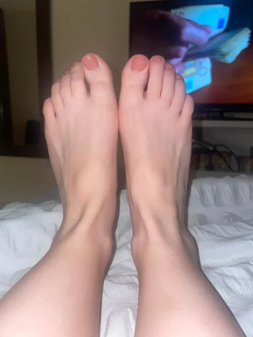 My UK size 2.5 feet and pretty pink toes