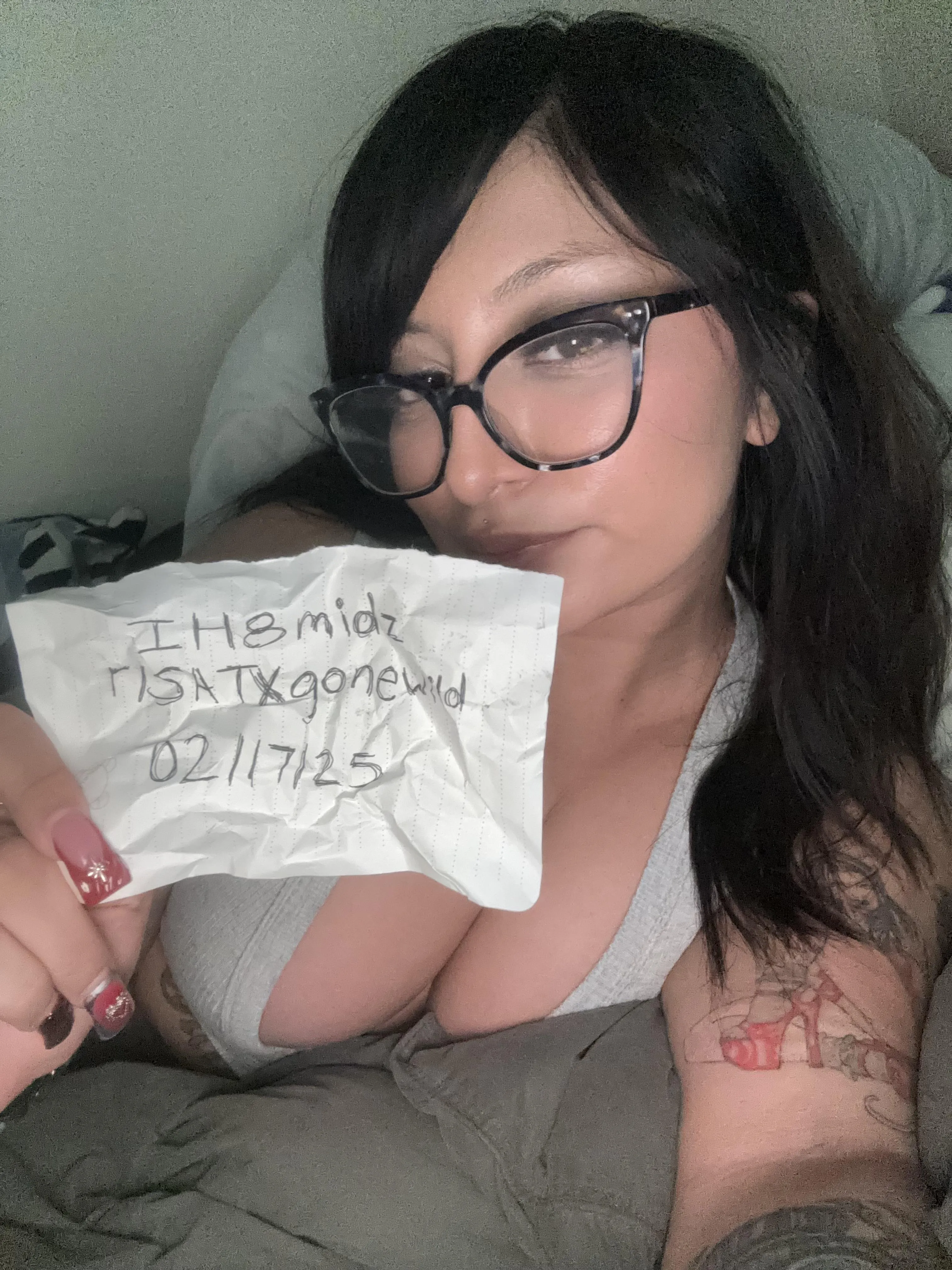 Verification for my new profile, 210chica was deleted smh