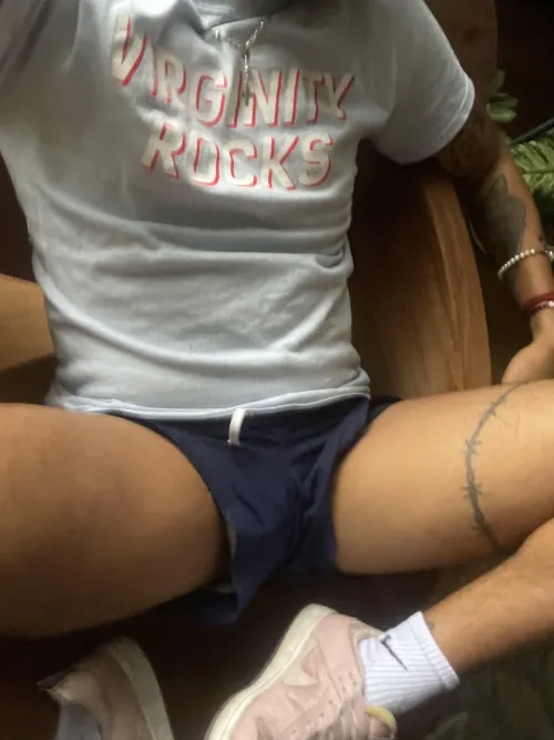 Come take a sniff after the gym 👃🏼