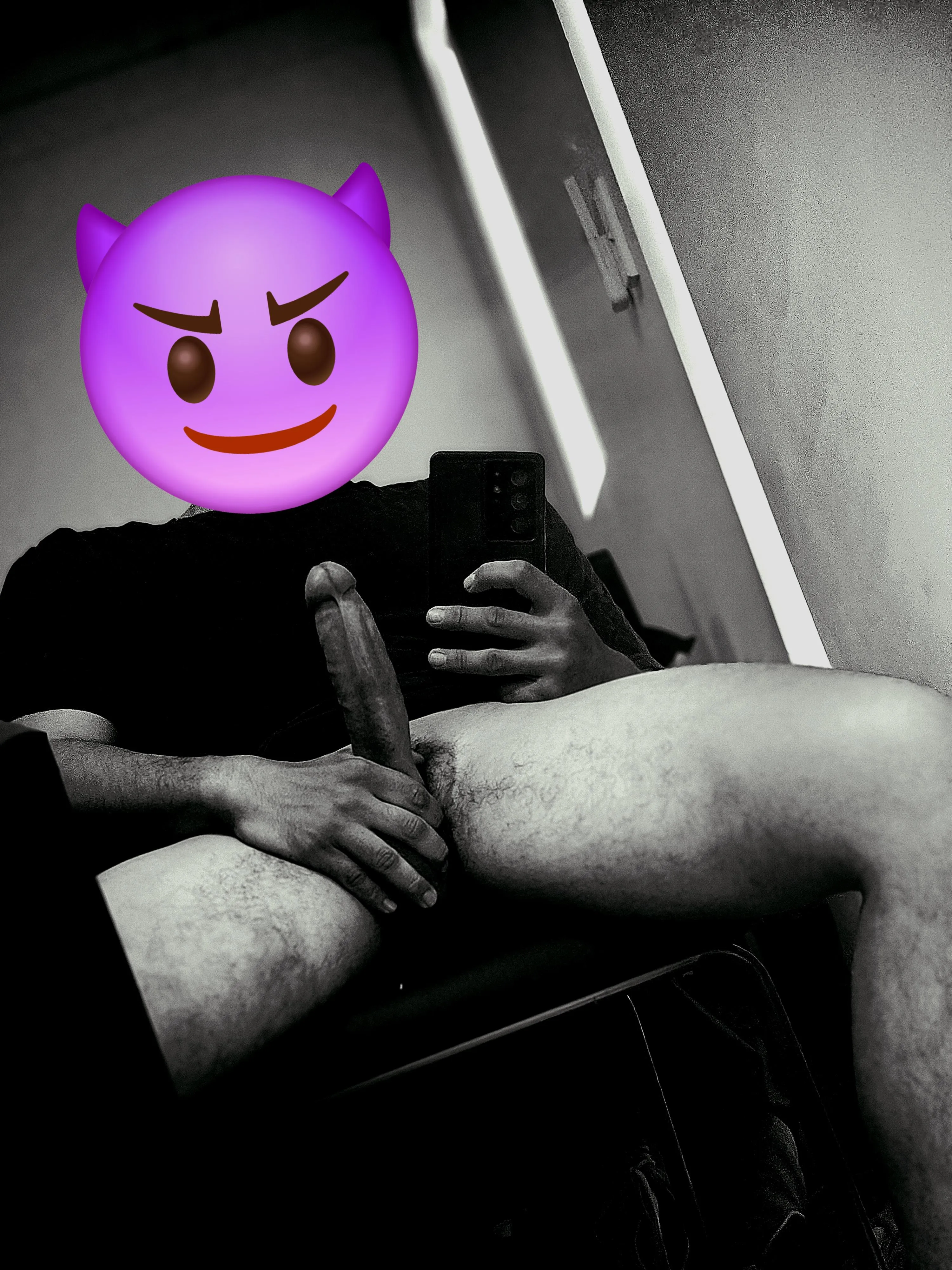 👀 for yng bttm tonight