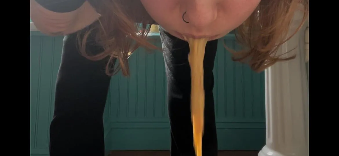 Frappe, energy drink and lots of sweets (video)