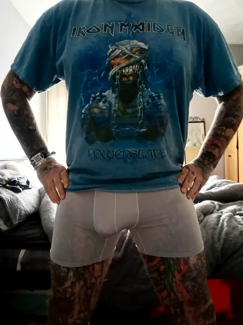 Good afternoon metalheads