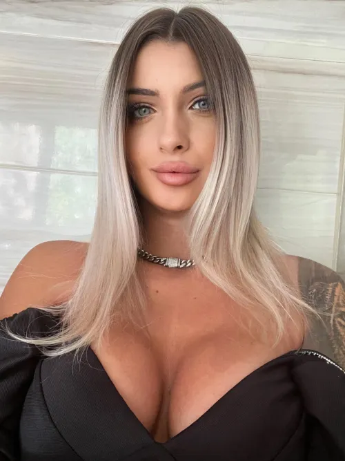 i want someone to lick me hard