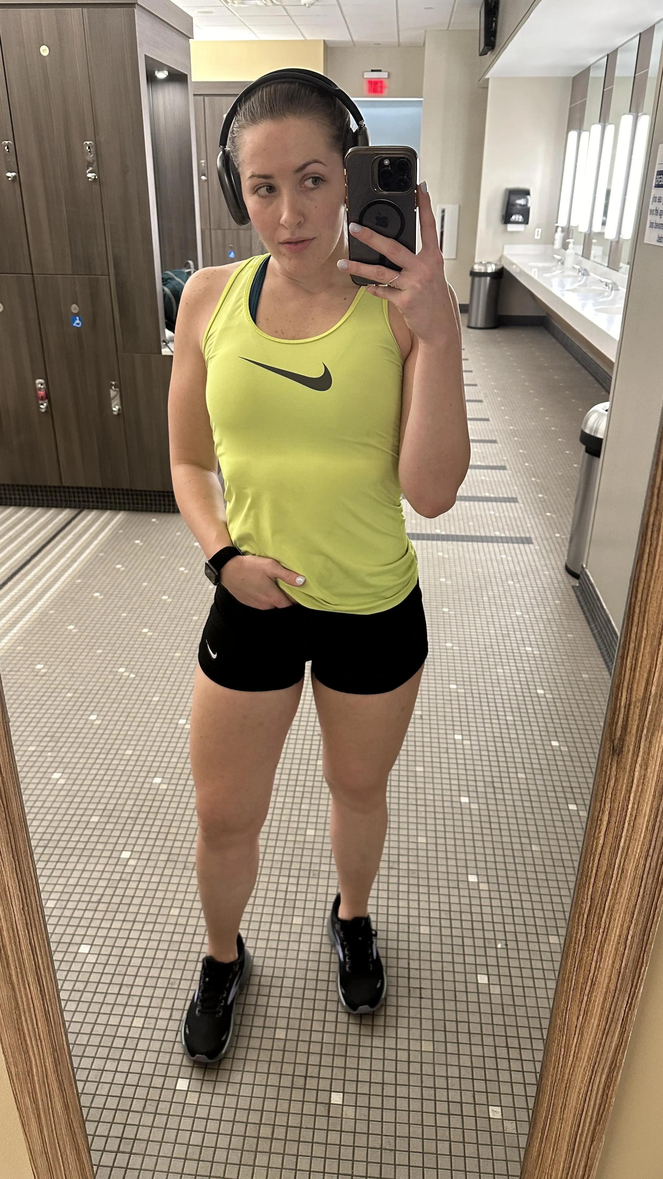 I wonder if anyone at the gym has ever recognized me from reddit 🤔