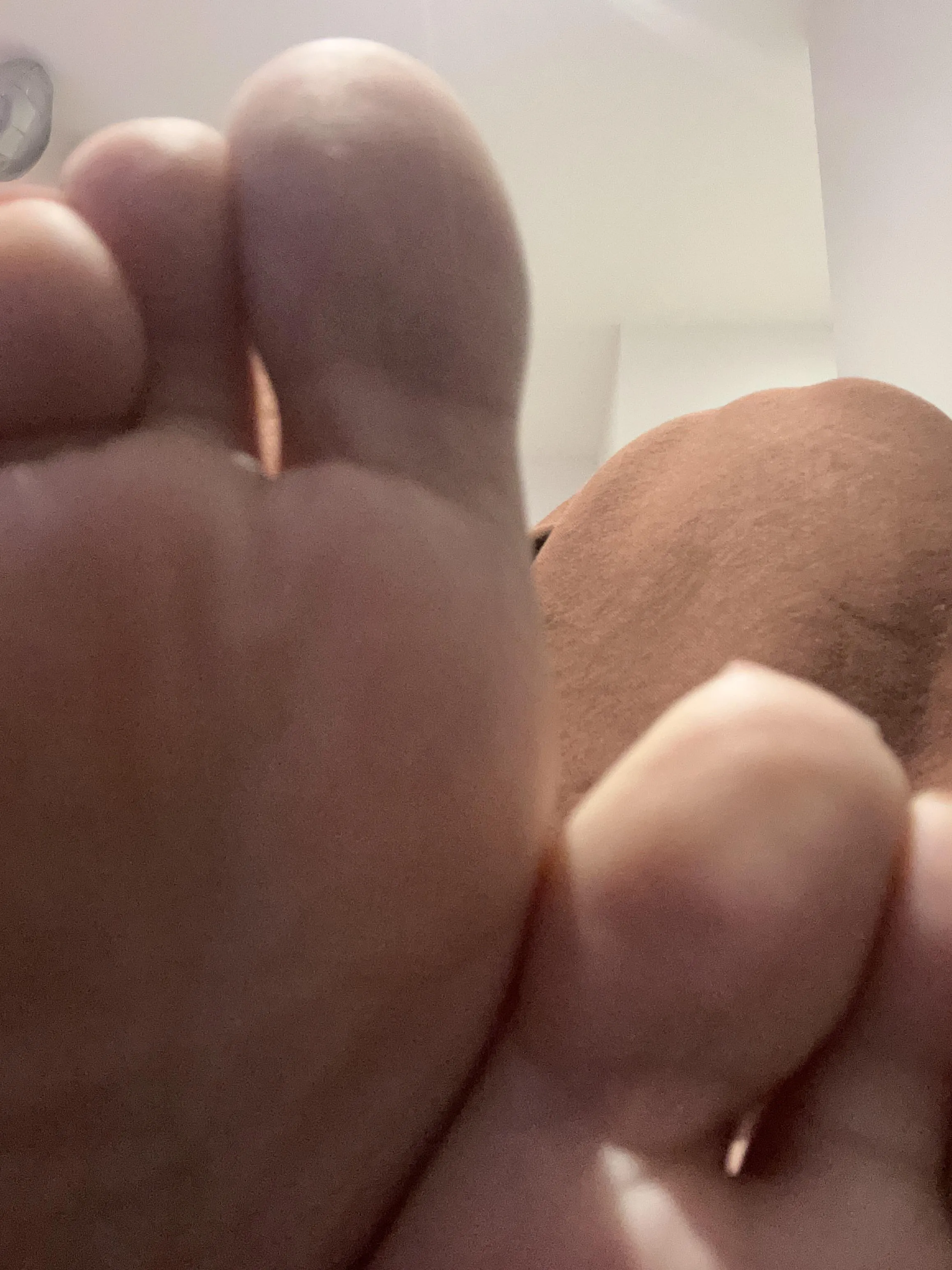 Just sitting here waiting for a call from you baby🫦