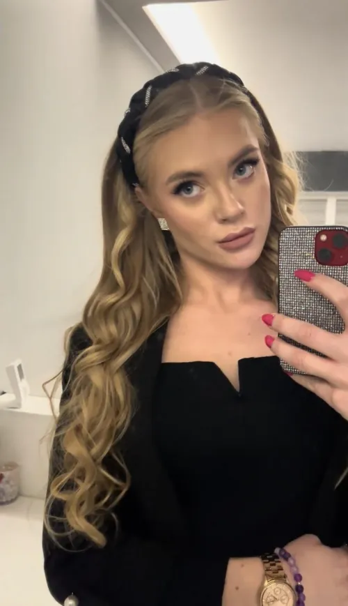 Kommst du mit mir in den Swingerclub wenn ich dich so anschaue?