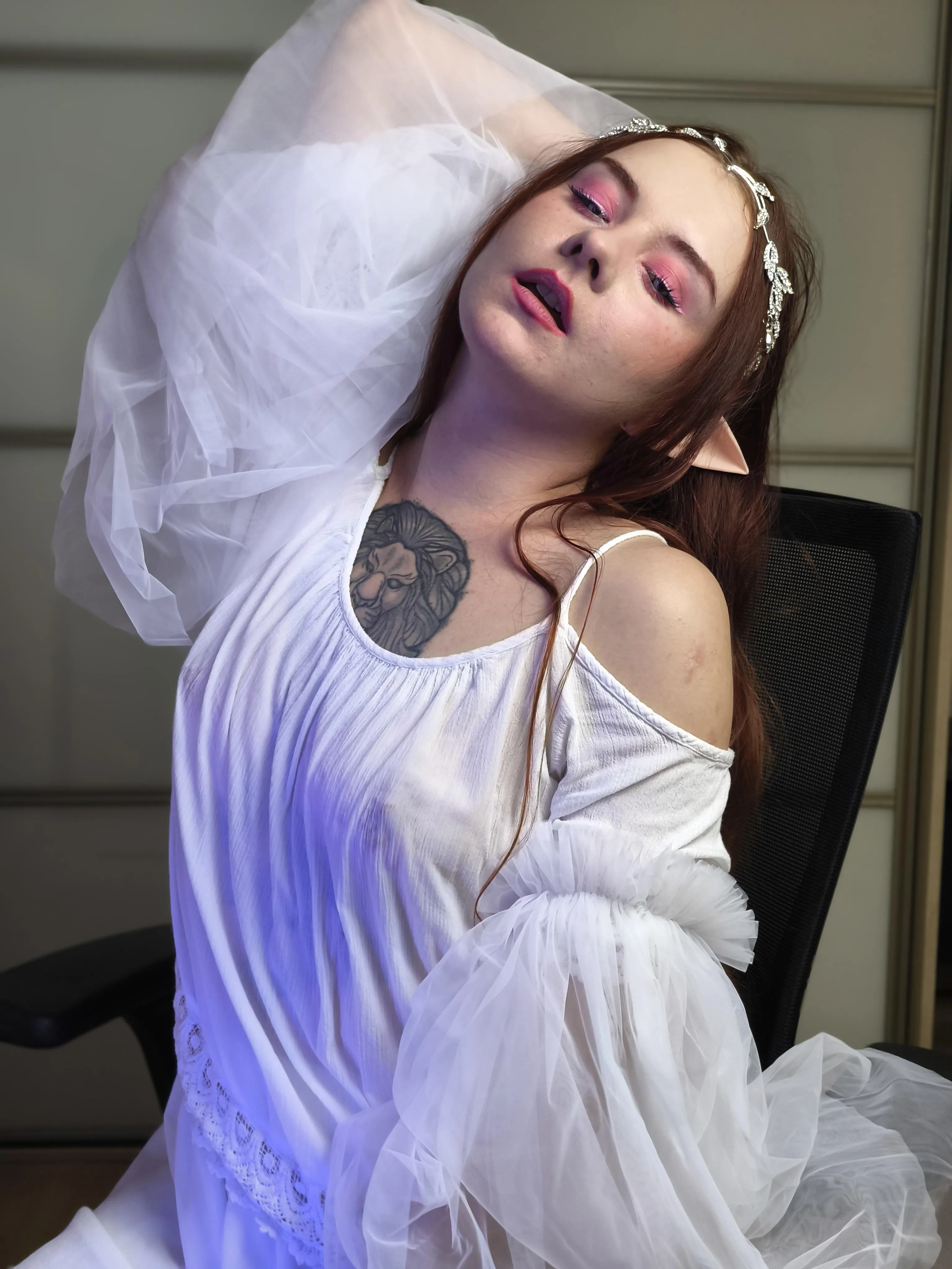 My mouth isn’t just for speaking Elvish, you know.