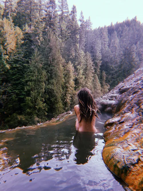 Soaking in the forest 😌