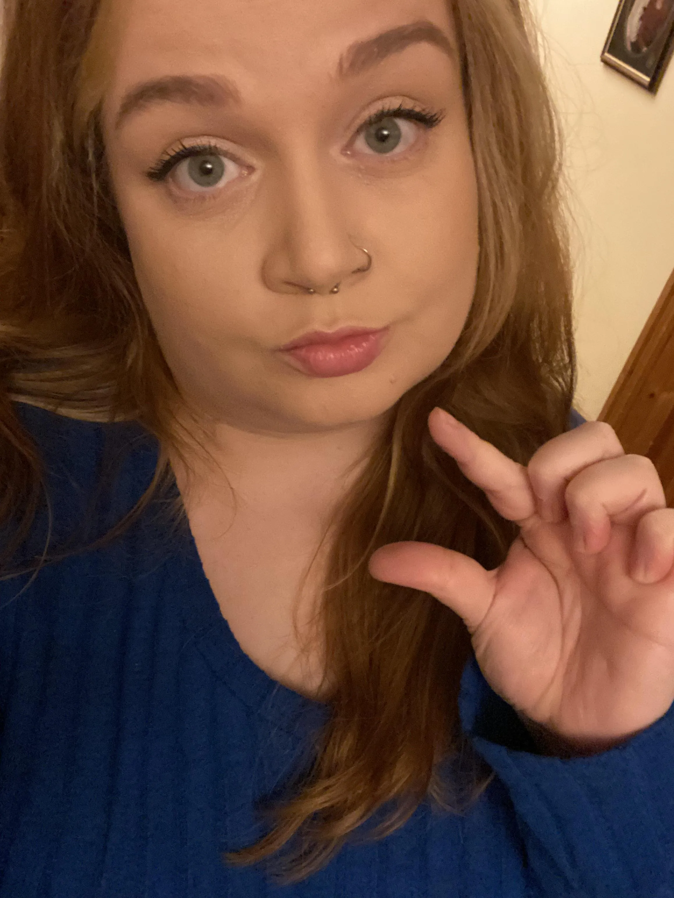 Think you could please me? I dare you to try 💙