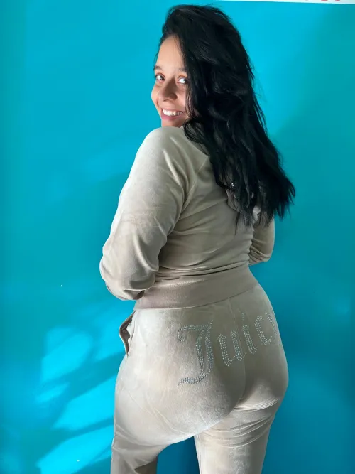 With only 25 ys old, wife but still naughty and sweet