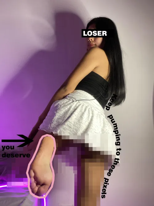 you are only good for one thing beta, kneel down and worship my sole