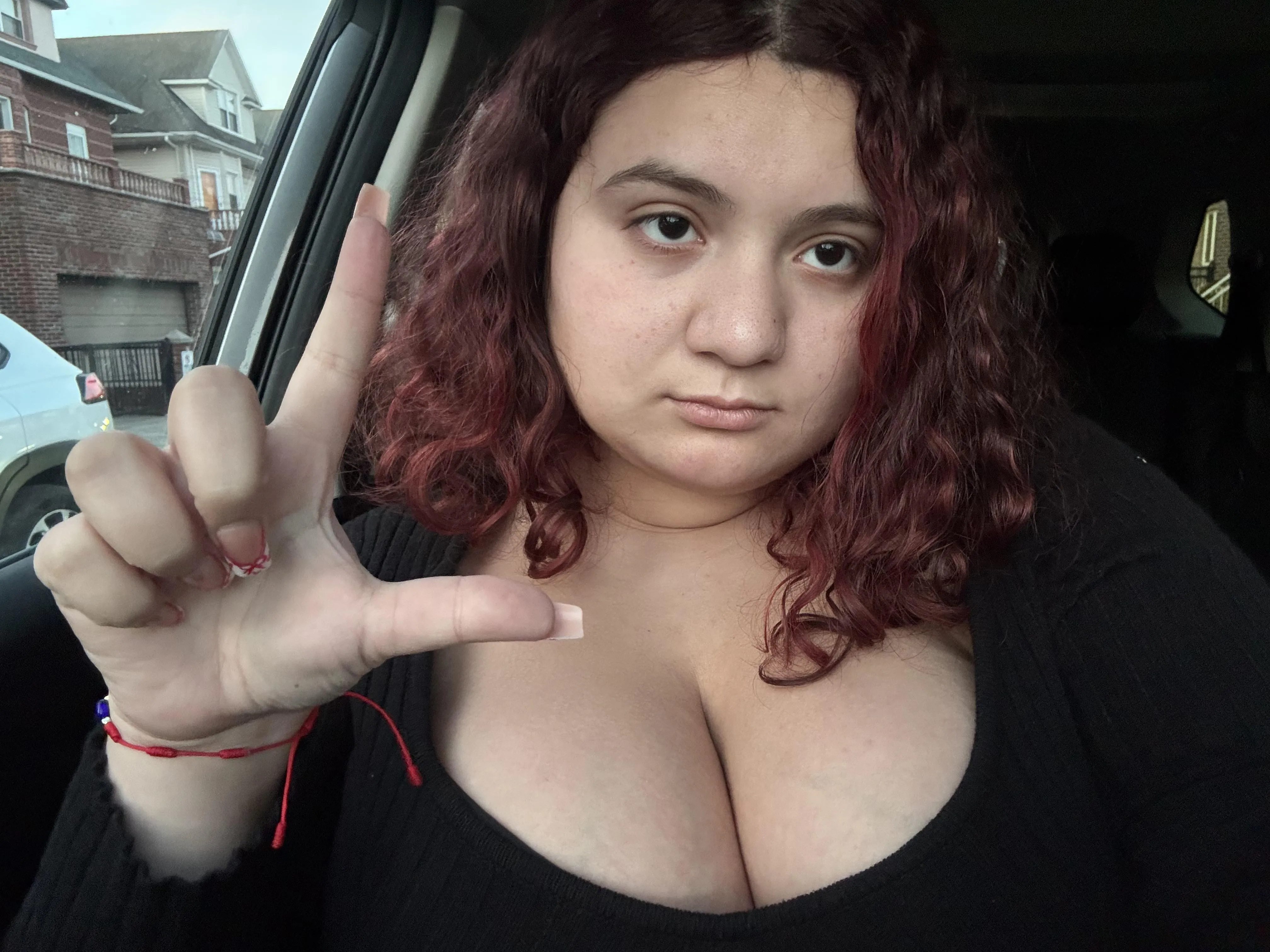 you could never have a pretty girl like me.