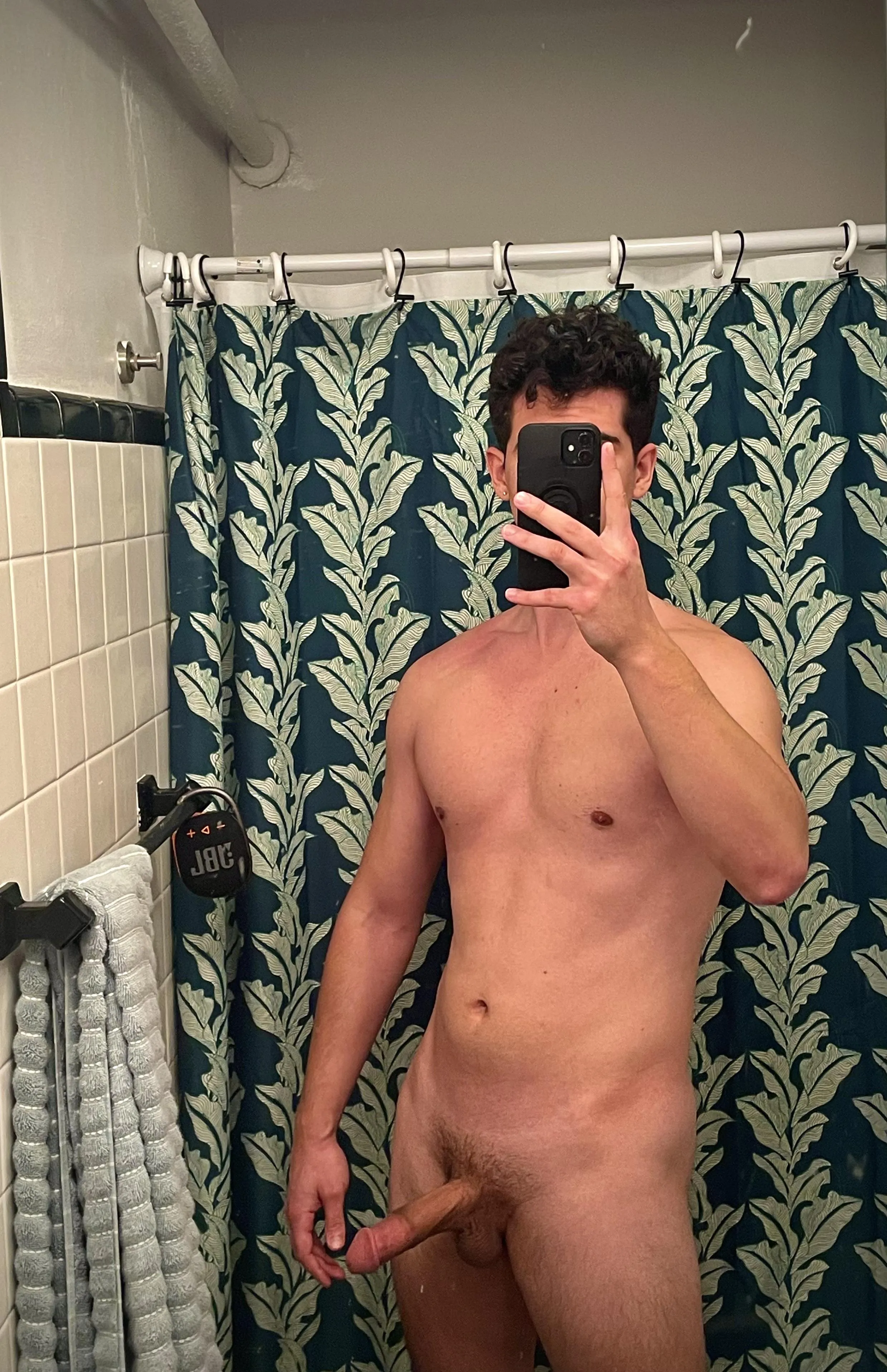 You’d never guess how secretly submissive I am… (27M)