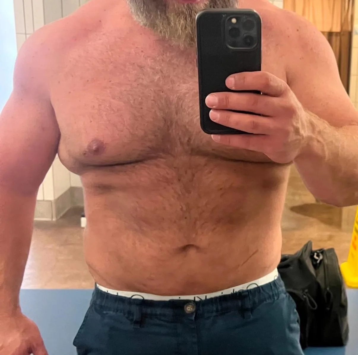 40 x male x Paso Robles