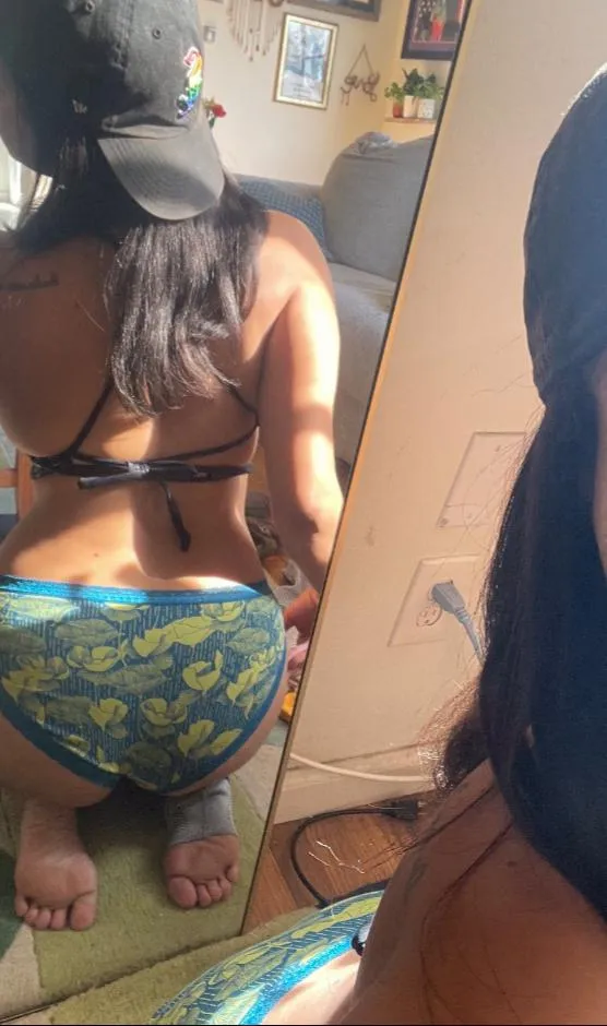 Come play with mommy