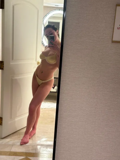 Happy Saturday loves