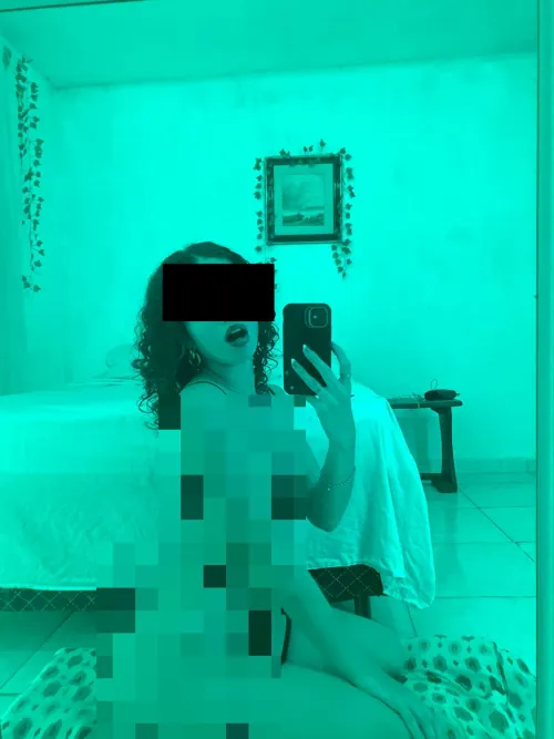 i bet you just pissed yourself, you pathetic little loser. what's wrong loser, scared?