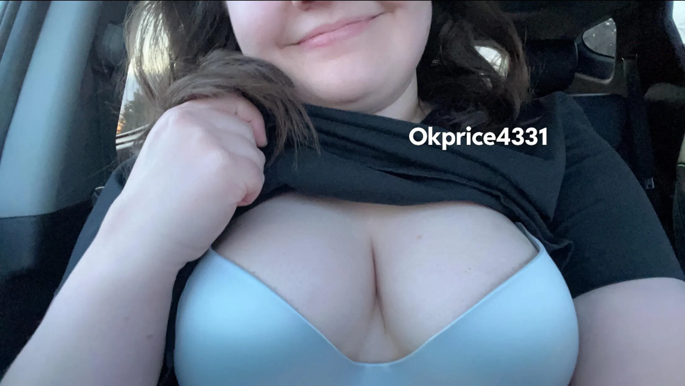 It’s finally bright enough outside for after work car boobs