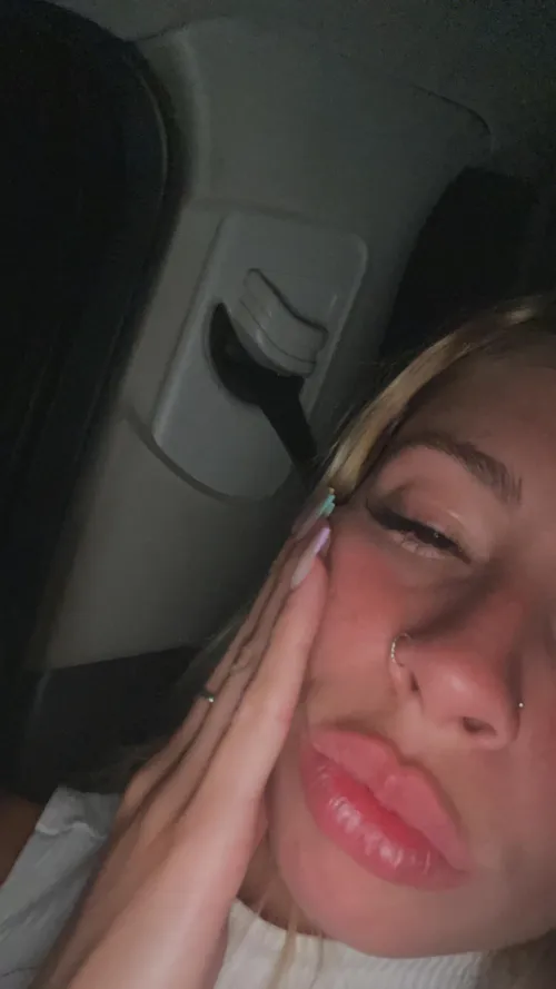 lips looking so healthy rn