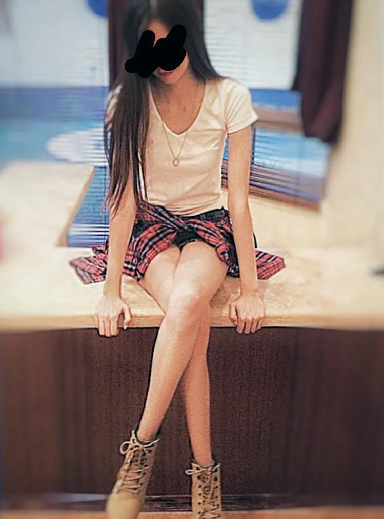 People compliment a lot my legs (oc) f 29