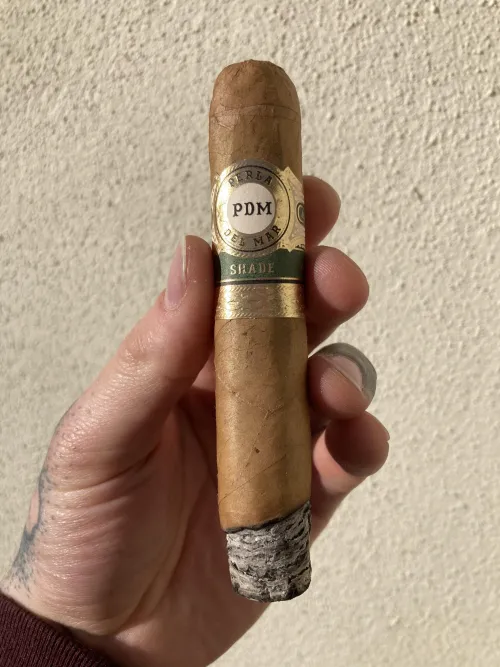 Perla Del Mar , Shade