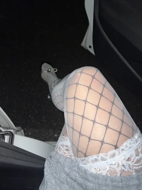 Se mi trovassi a bordo strada vestita così, cosa faresti?