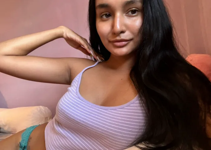 would you jerk off if I showed you some of my hottest nudes?