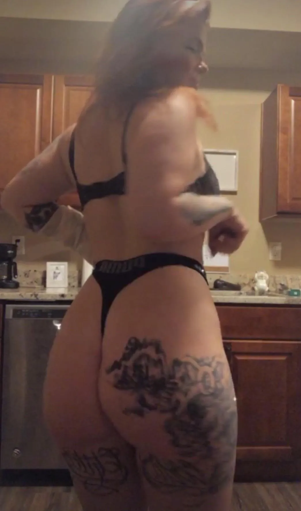 Anyone on here down to help me make some content for my page? Info in bio if interested