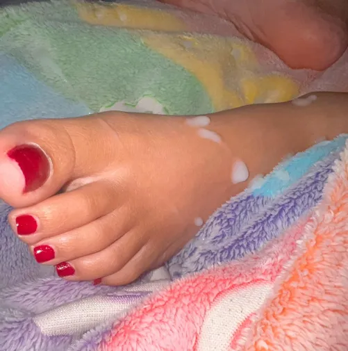 Beautiful sleeping feet. 