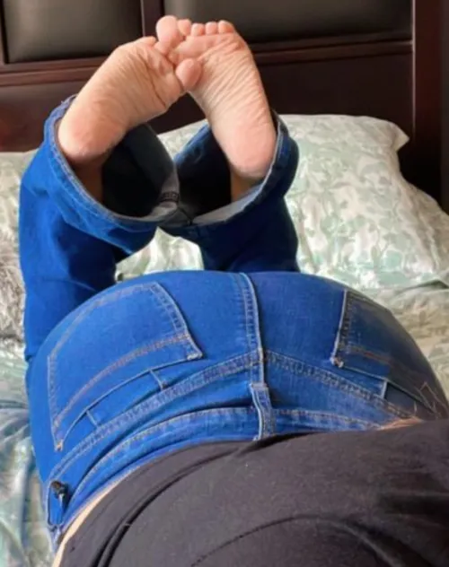 Big Ass up, wrinkly soles out.