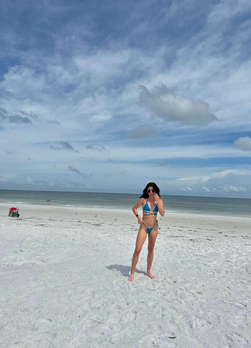 Early morning, all natural 18 y/o brunette. Will you still hit