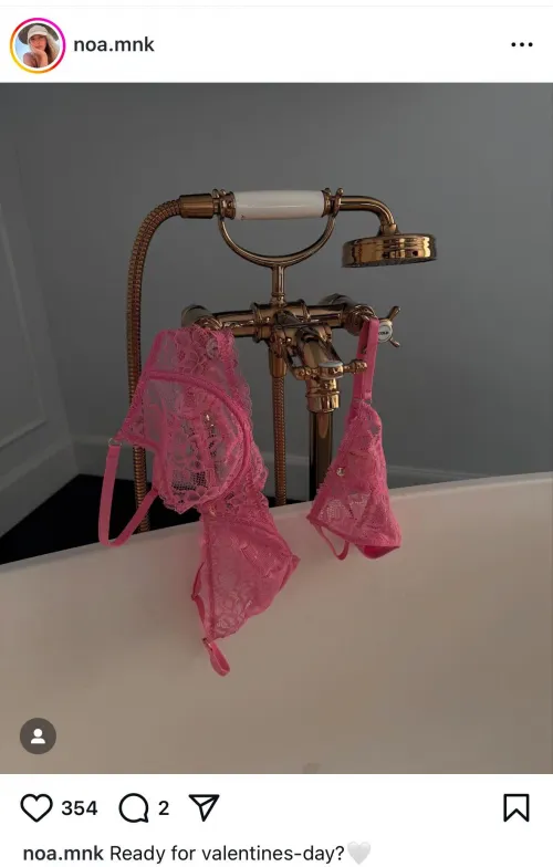 Hint ze op topless content?