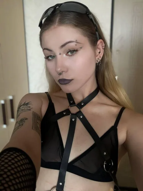 I love piercings, don't you?