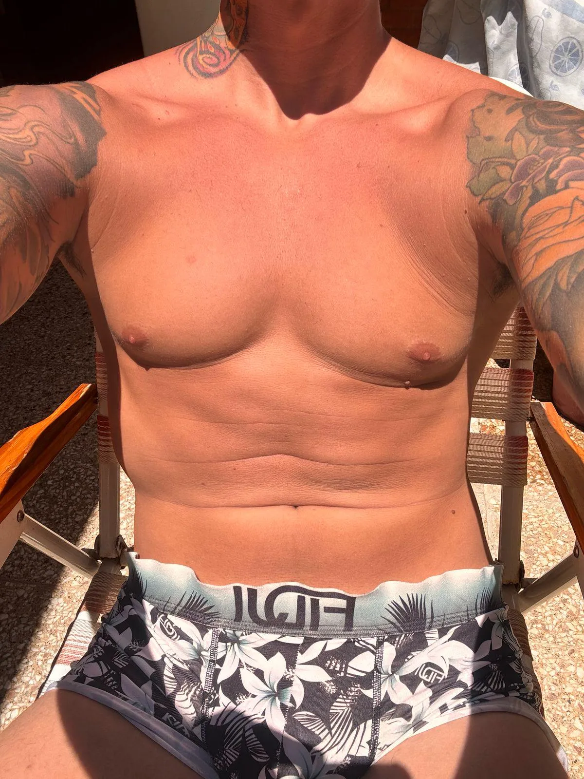 I'm looking for sugar daddy