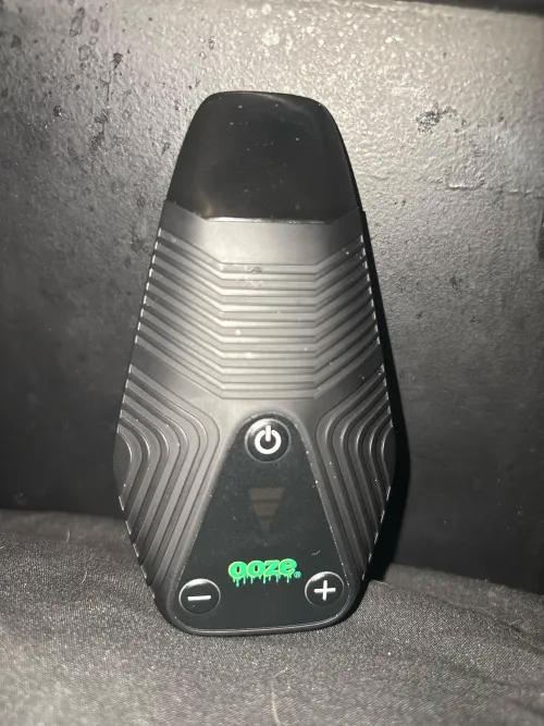 Not cart related but I got a good deal on this for only $65 originally $80-$90 but I really wanted to try a dry herb vape for a while now I won’t hear my neighbors bitch about the smell when I smoke flower