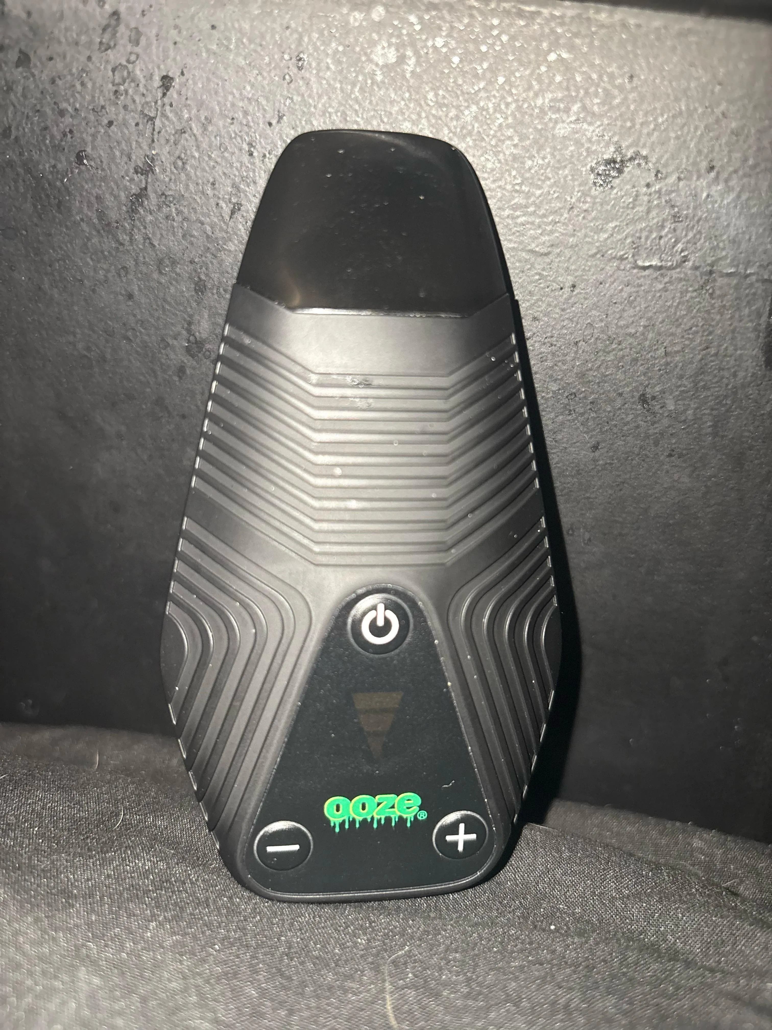 Not cart related but I got a good deal on this for only $65 originally $80-$90 but I really wanted to try a dry herb vape for a while now I won’t hear my neighbors bitch about the smell when I smoke flower