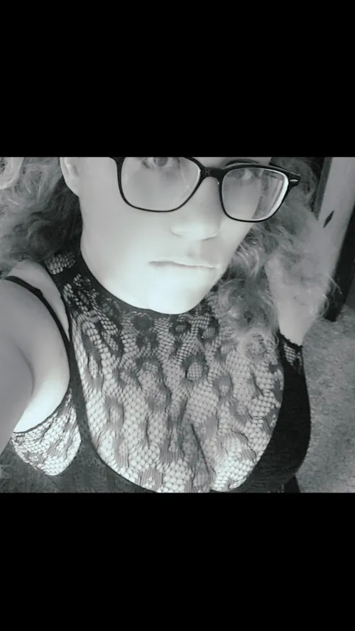 One big room full of bad women