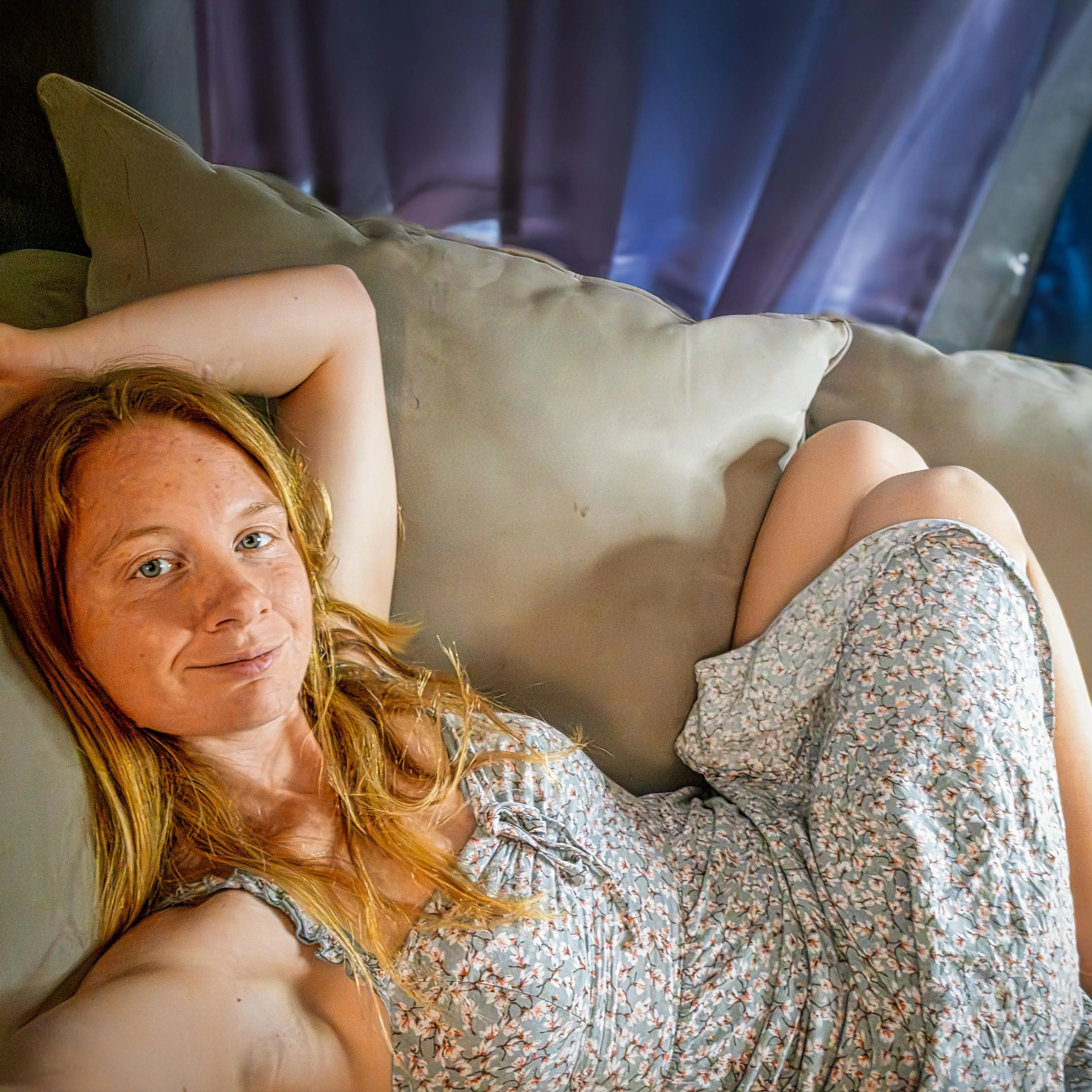 one minute you’re scrolling, next minute you’re stuck staring at this... funny how that happens, huh?😜