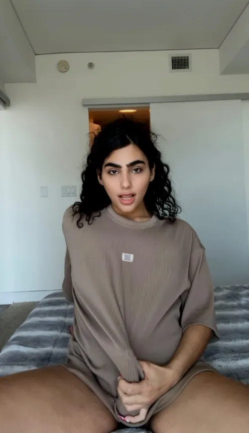 Open your mouth for mommy